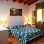 Iss Travel, Stazzu Fioritu - Ground Floor Apartments With Sea View Semesterbostad