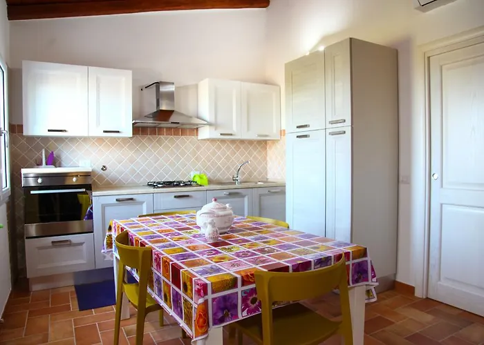Iss Travel, Stazzu Fioritu - Ground Floor With Sea View * San Teodoro (Sardinia)